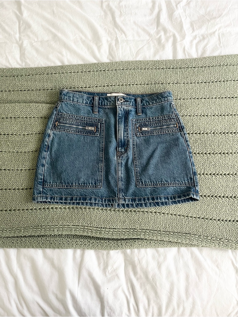 Abercrombie and Fitch High Rise Denim Mini Skirt Size 27/4